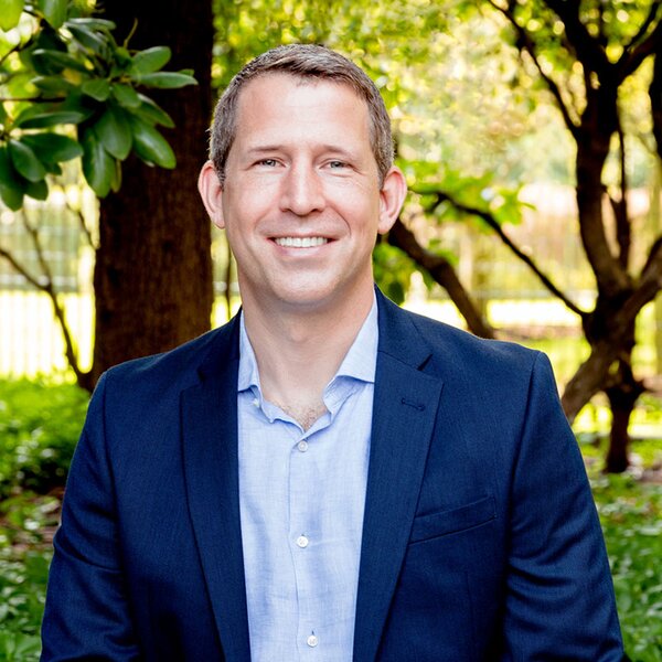 Photo of Matthew Davis